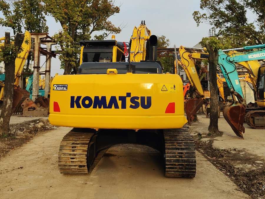 Jepang Digunakan Komatsu Excavator untuk dijual PC200-8 Jindongyu Machinery