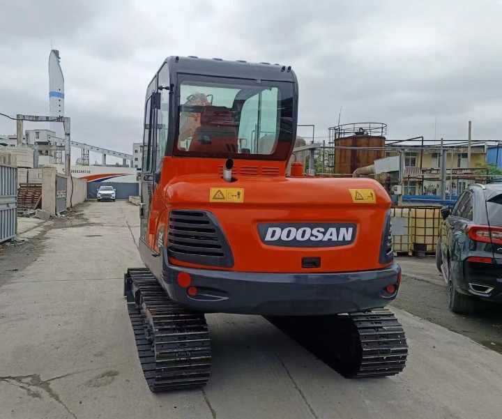 Korea Digunakan Doosan Excavator untuk dijual Second Hand DX55 Jindongyu Mesin