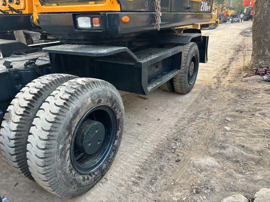 Korea Digunakan Hyundai Excavator untuk dijual bekas R210w-9 Roda 21950KW 21 Ton Jindongyu Mesin