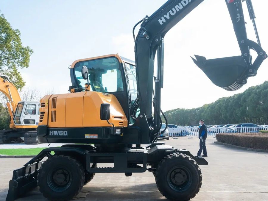 Brand New Korea Hyundai Excavator HW60 6 Ton Roda Jindongyu Mesin