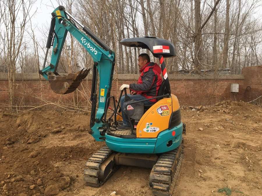 Jepang Digunakan Kubota Excavator untuk dijual bekas U20 Jindongyu Machinery