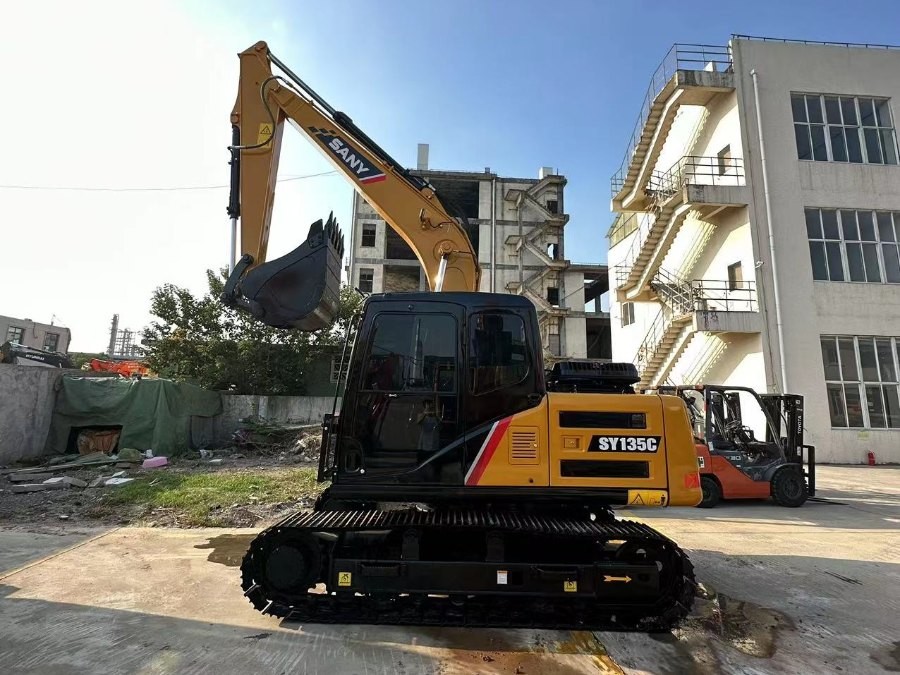 Cina Digunakan Sany Excavator untuk dijual Second Hand SY135C Jindongyu Mesin